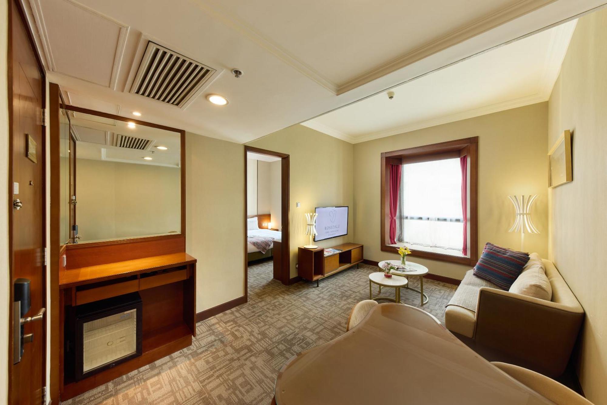 Rosedale Hotel