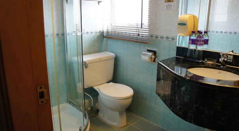Hotel West 3*
