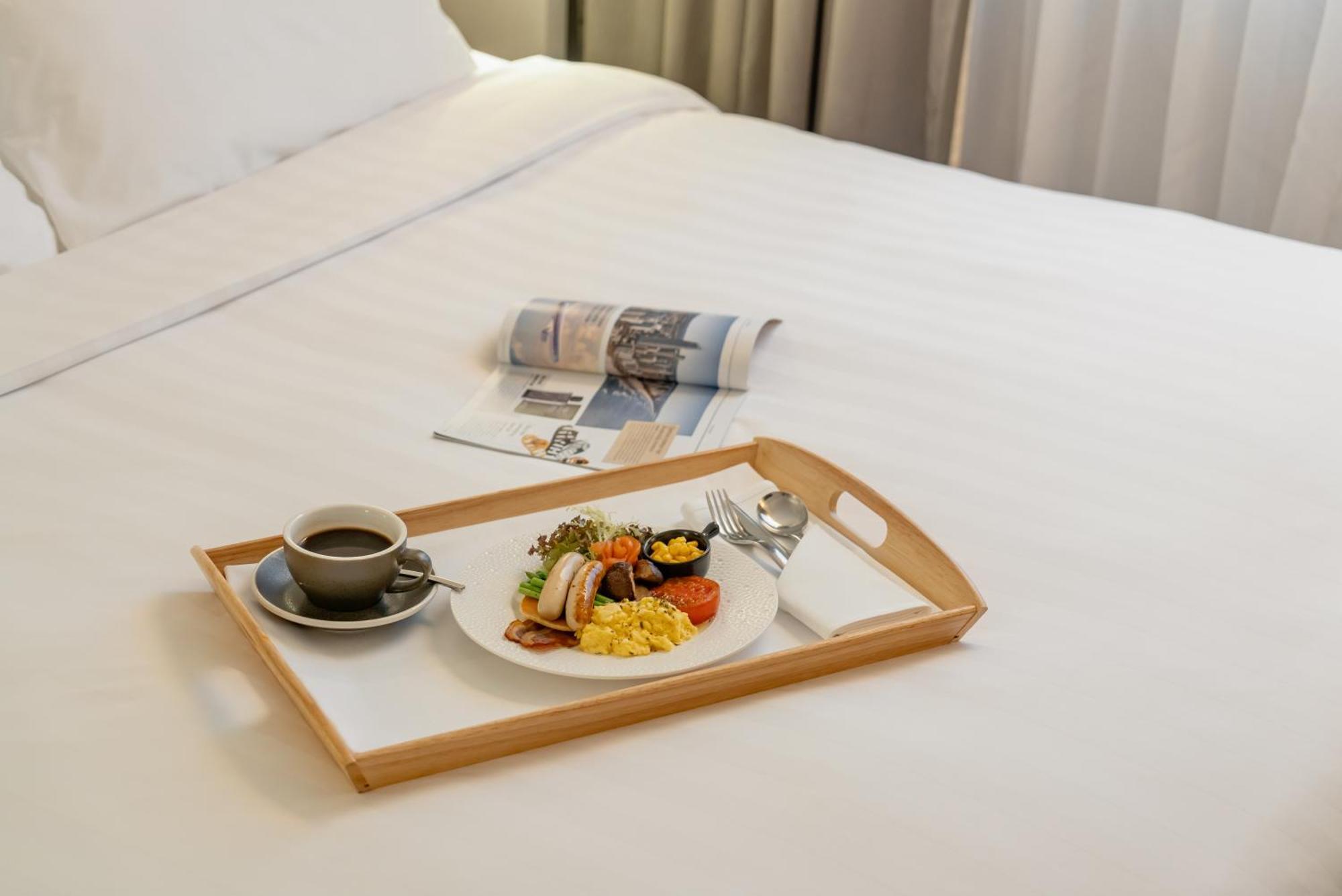 Panda Hotel 4*