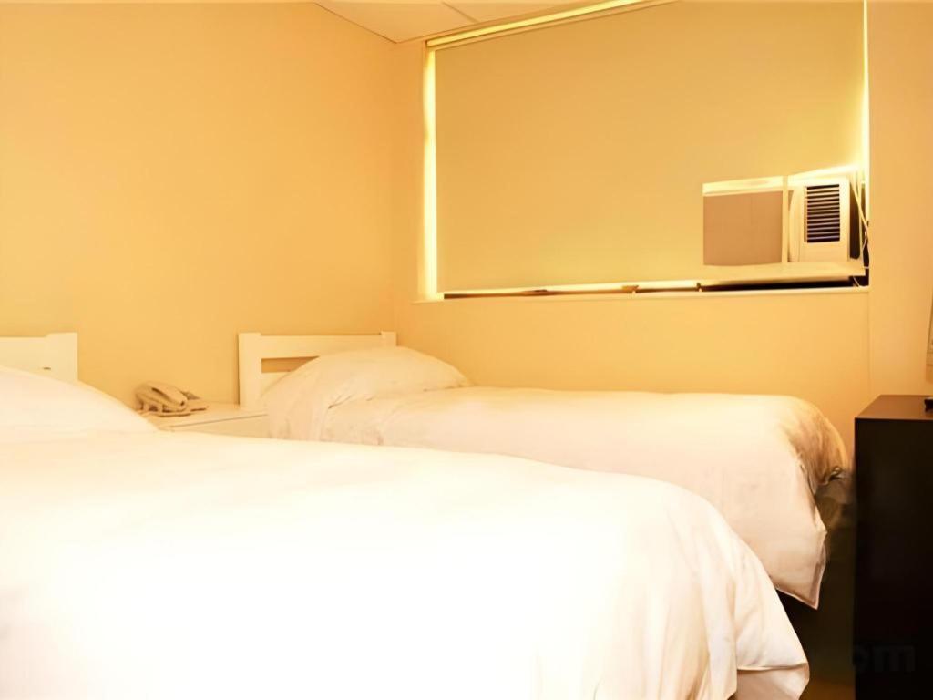 Goodrich 3* Hong Kong