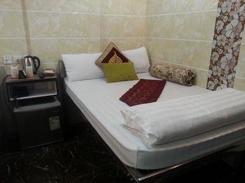 Maharaja Hotel *