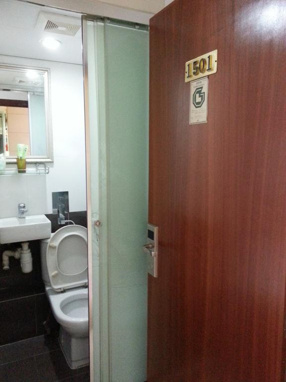 Chung Shing Guest house *
