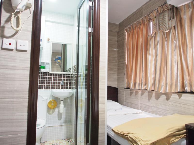 Budget Block D 10th Floor Guest house Hong Kong