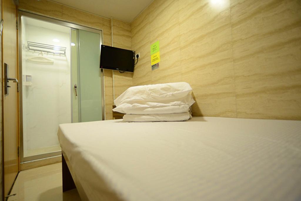 Kong Hing Guest house *