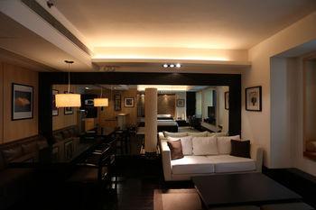 Apartment The Plaza Lan Kwai Fong