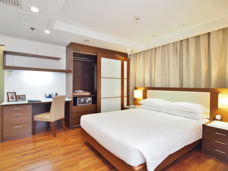 Hotel 338