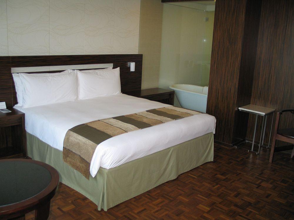 Nina Tsuen Wan West 5* Hong Kong