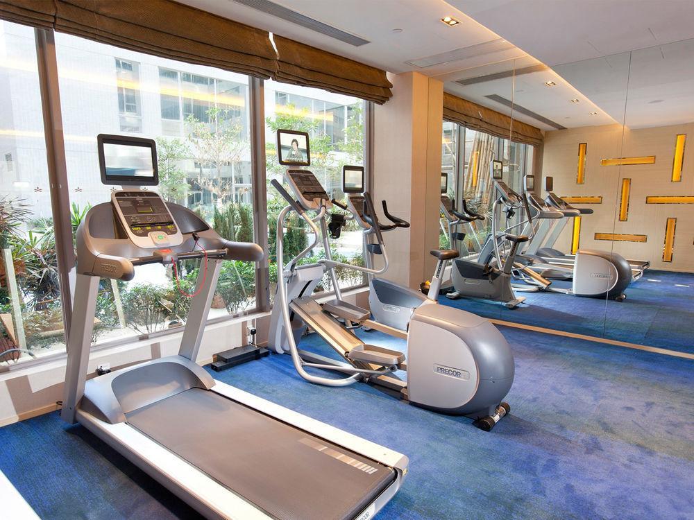 Dorsett Tsuen Wan, Hotel