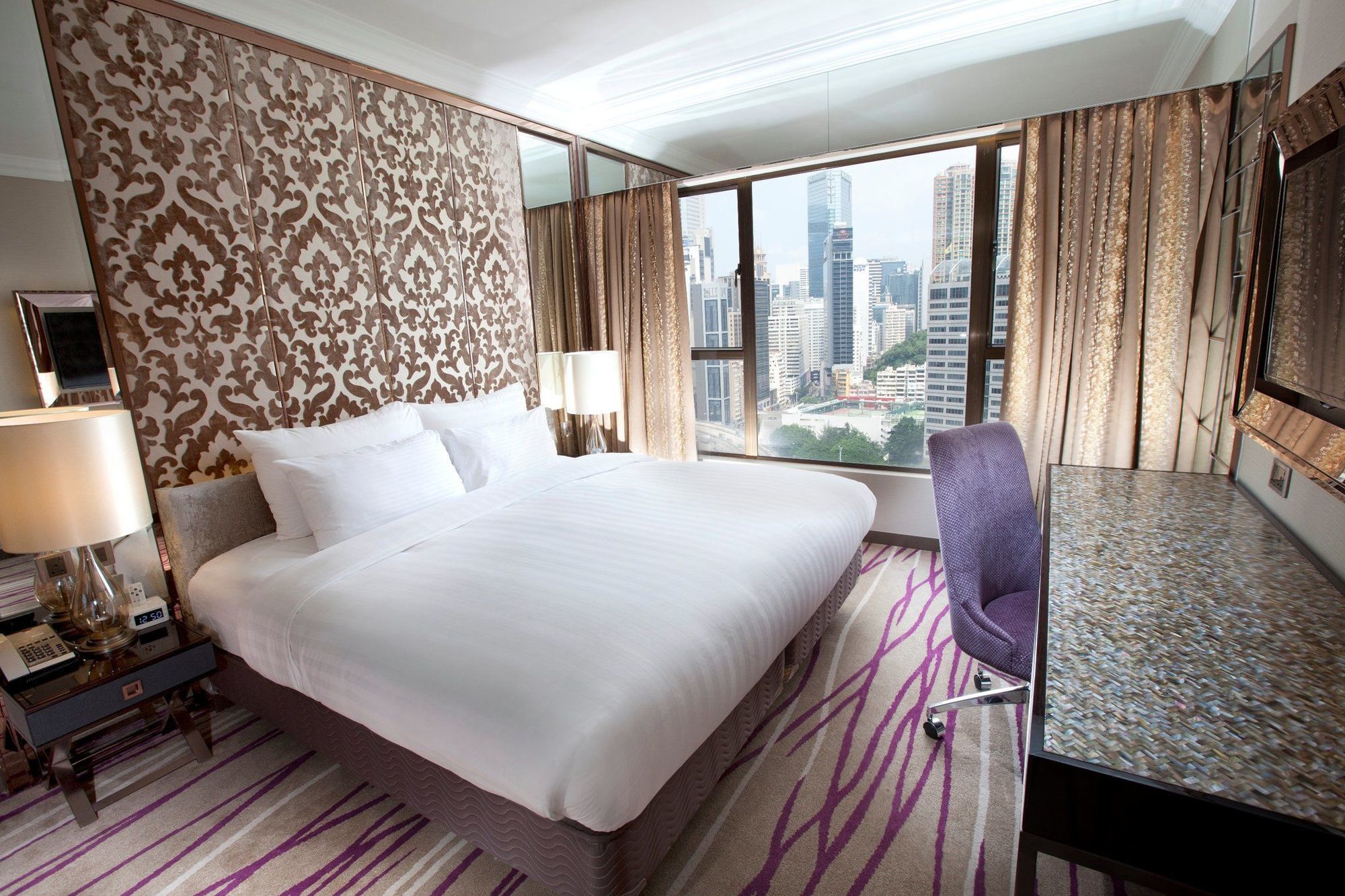 Dorsett Wanchai, Khách sạn