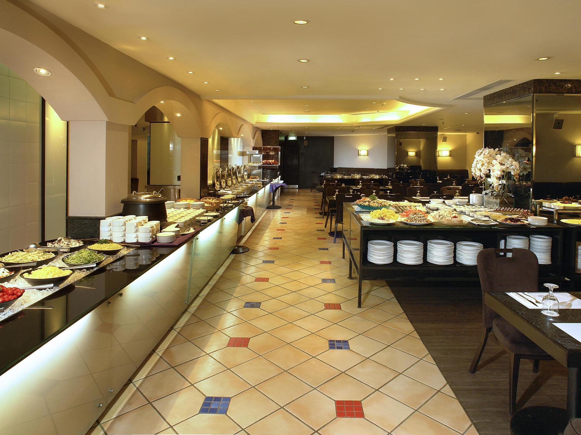 Empire - Wan Chai 4*