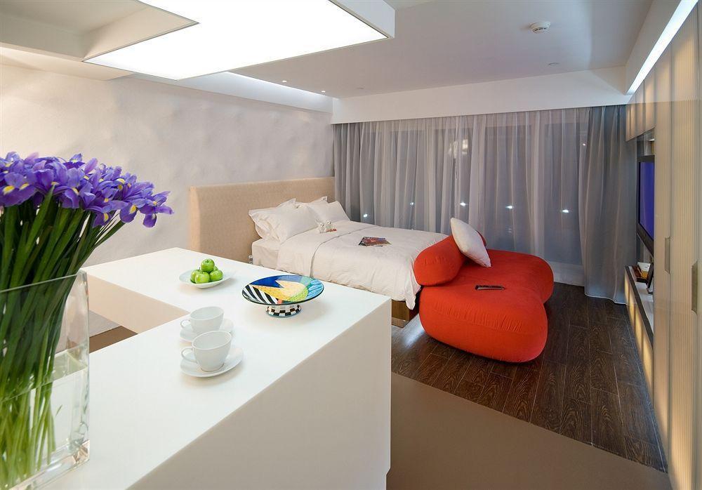 V Wanchai Aparthotel