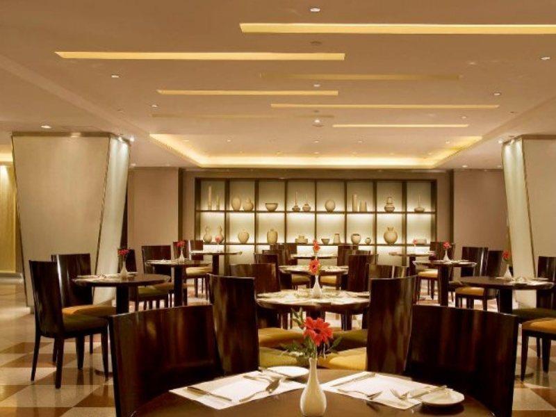 Gateway Hotel, Marco Polo