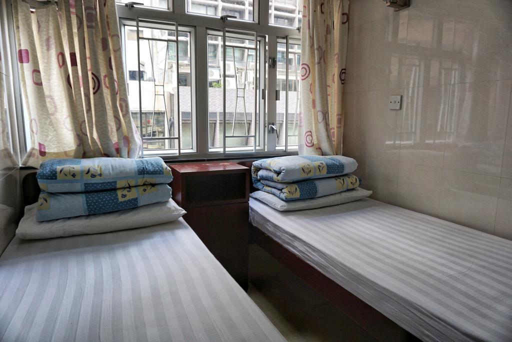 Loi Loi Guest house Hong Kong