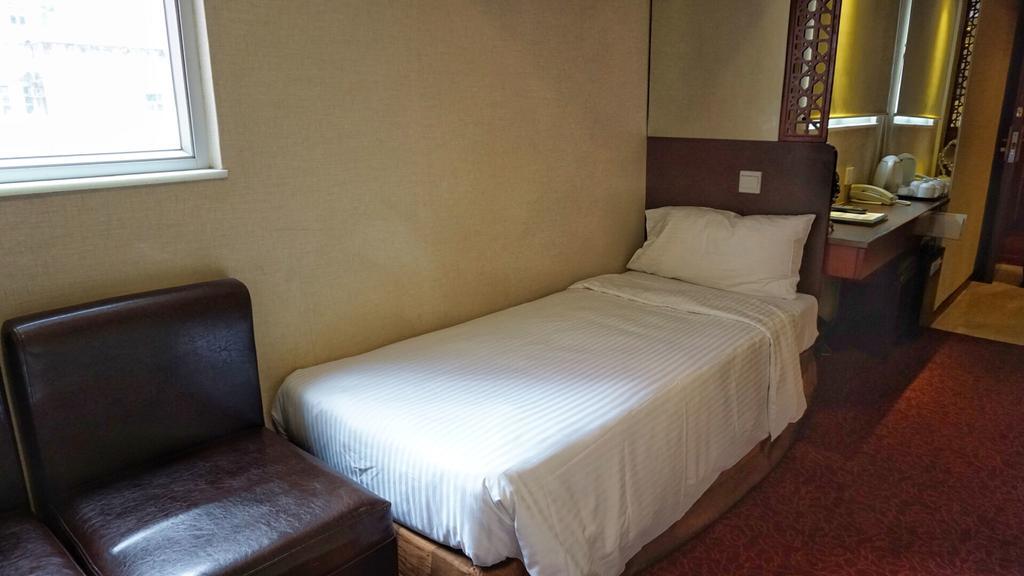 Oriental Lander Hotel Hong Kong
