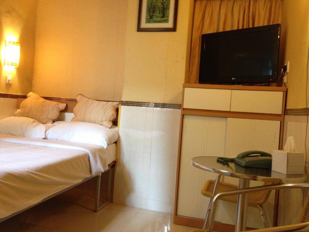 Rent-a-room *
