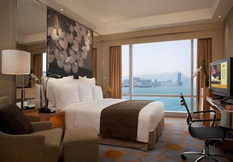 Hotel Renaissance Harbour View 5*