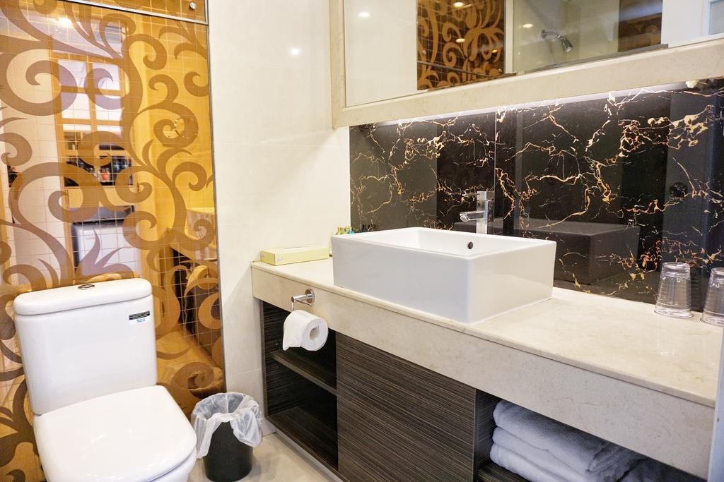 Warwick Cheung Chau 3*