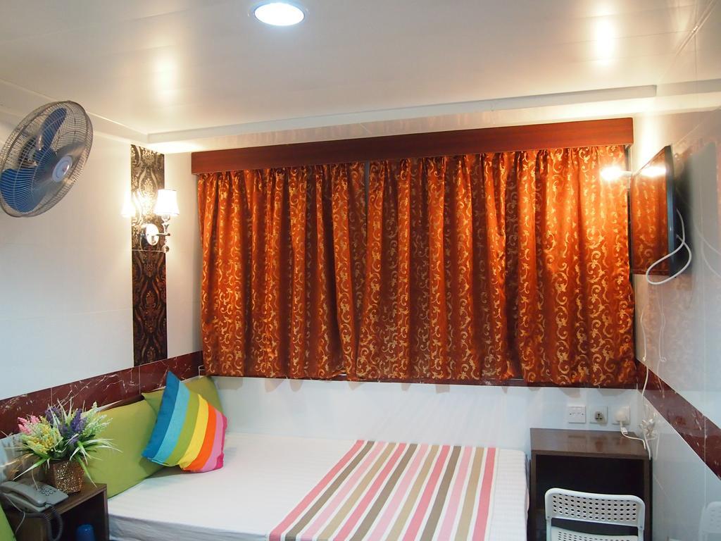 Traveller's Guest house *