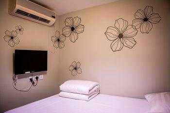 Tempo West Kowloon Hsr Station Guest house Hong Kong
