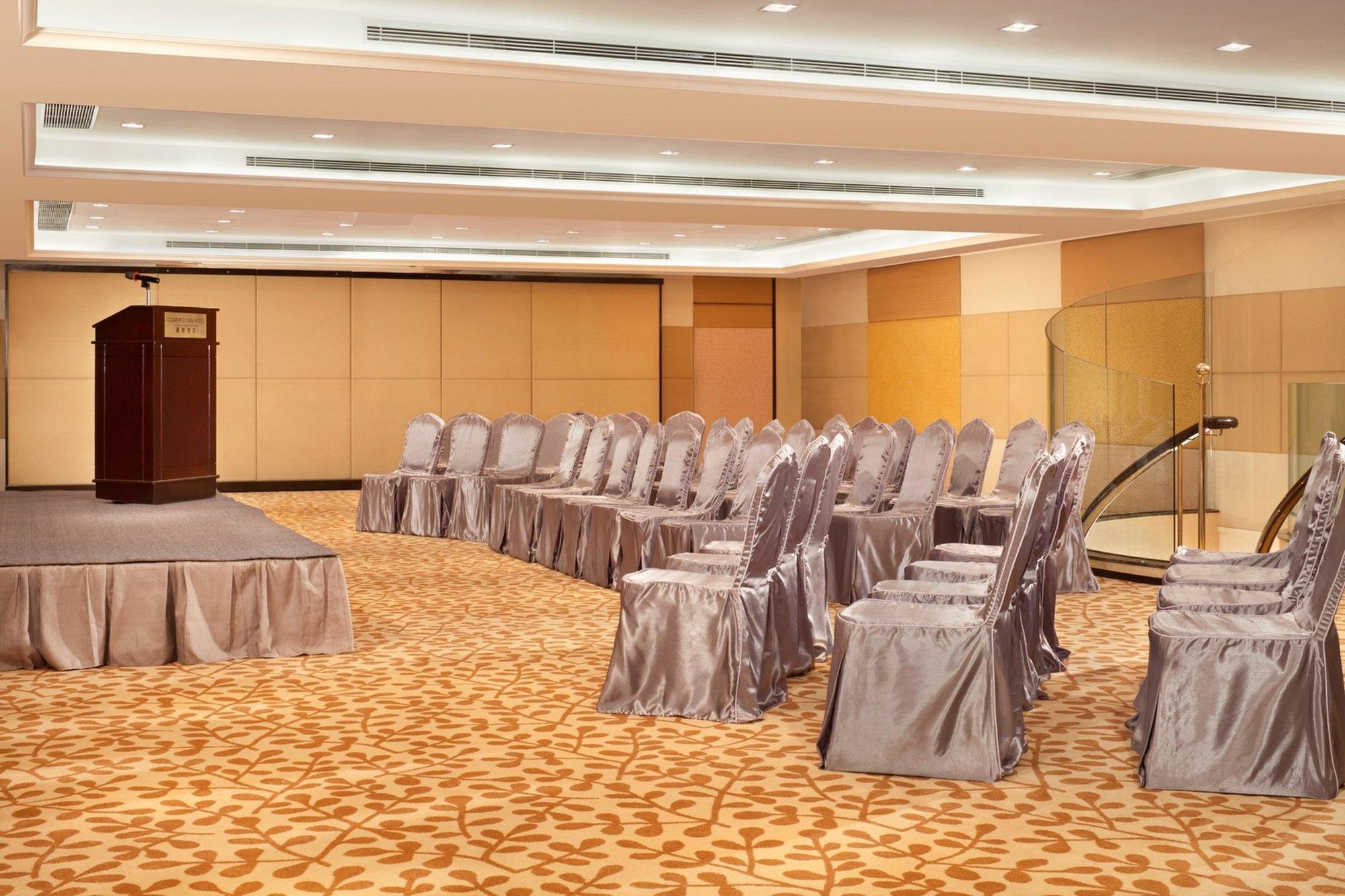 Dorsett Wanchai, Khách sạn 5*