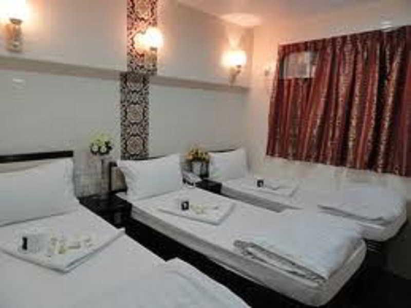 Crystal Guest house *