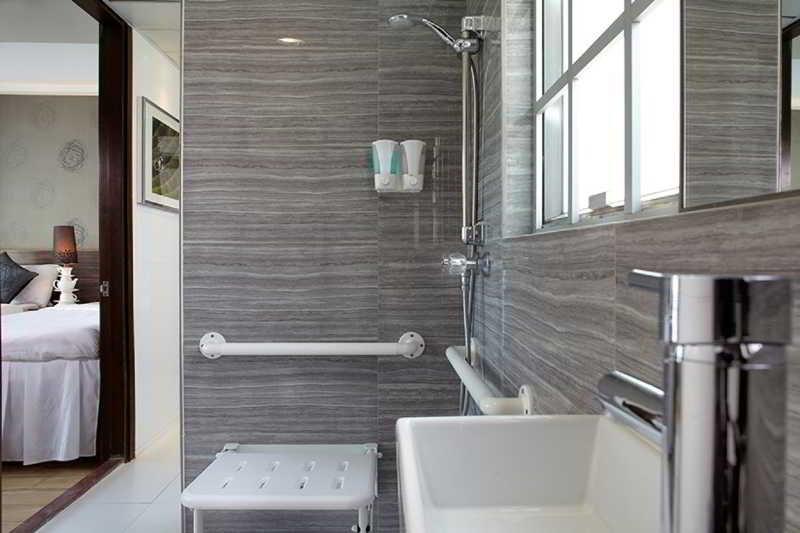 Hotel Bluejay Residences 3*