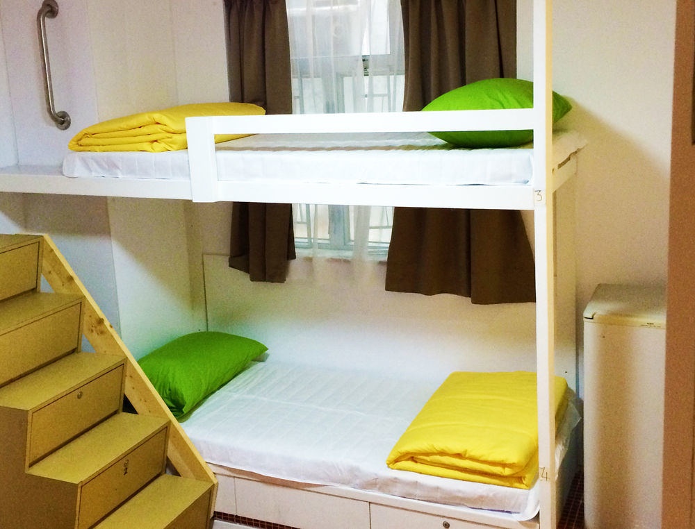 Yesinn - Fortress Hill Hostel *