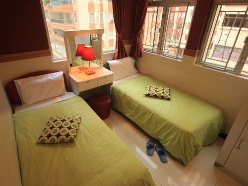 Hong Kong Hostel *