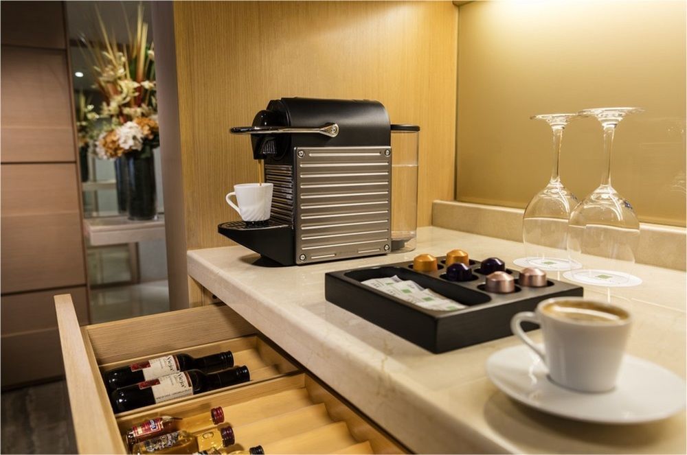 Gloucester Luk Kwok 4* Hong Kong