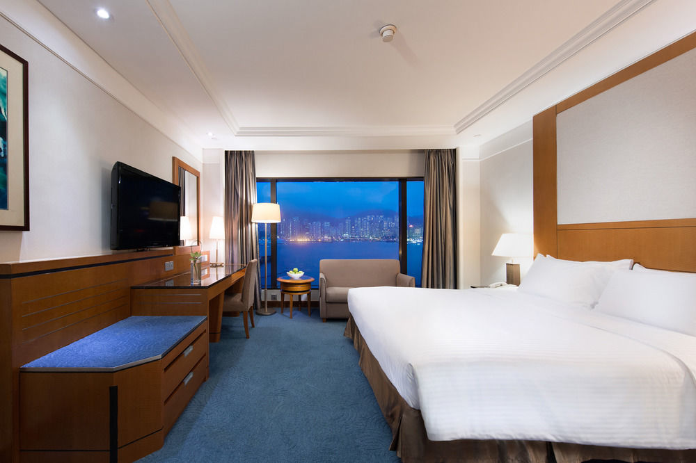 New World Millennium Hotel 5*