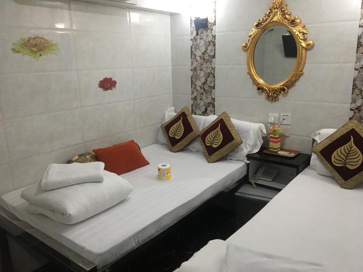 Ranjeet Guest house *