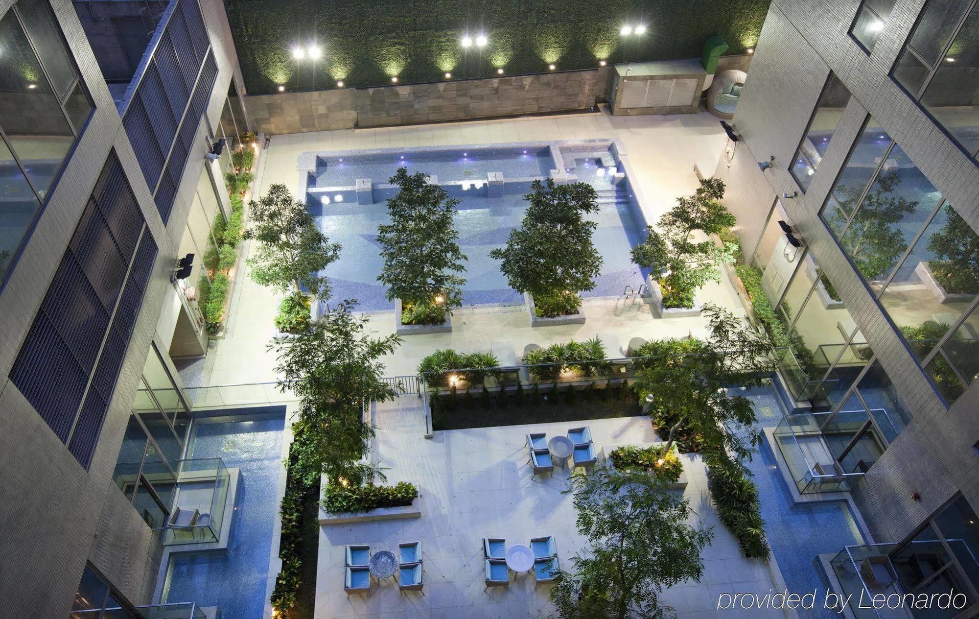 Dorsett Tsuen Wan, Hotel 4*
