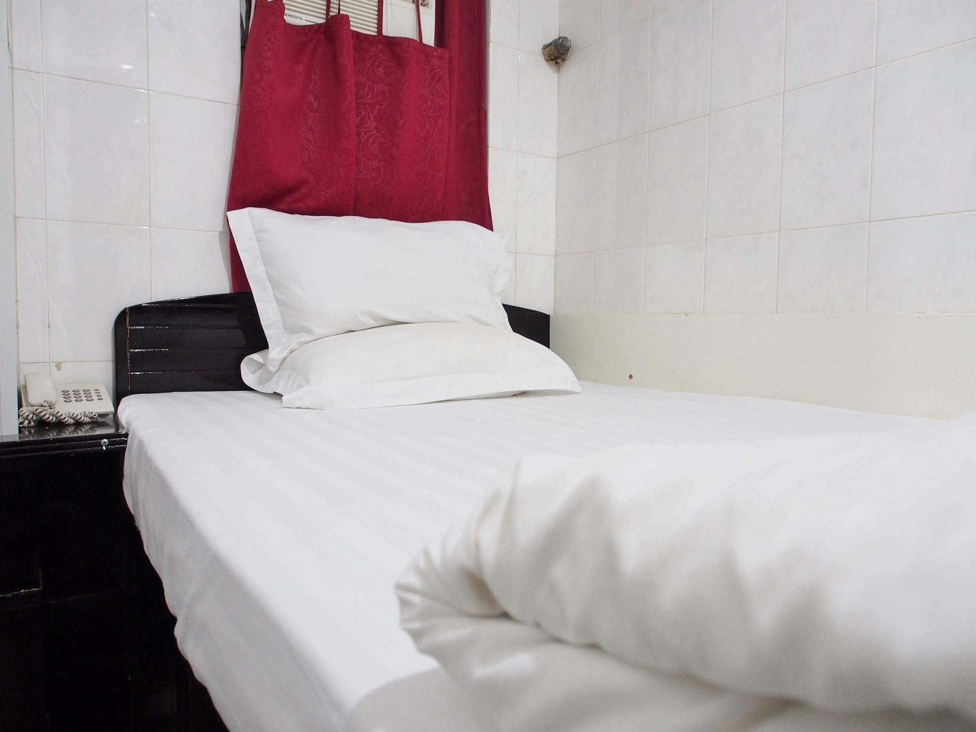 Paris Guest house *