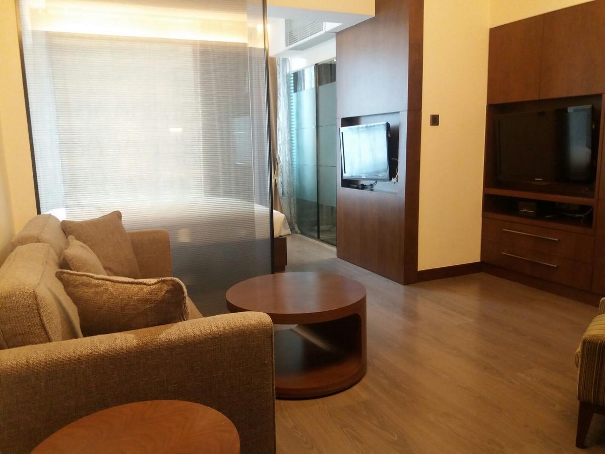 Aparthotel Queen's 100