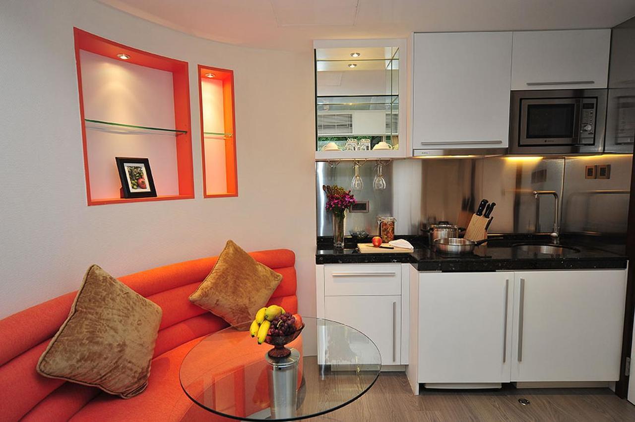 Queen's 100 Aparthotel *