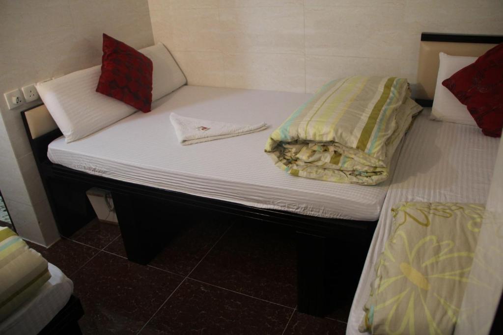 Crystal Guest house *