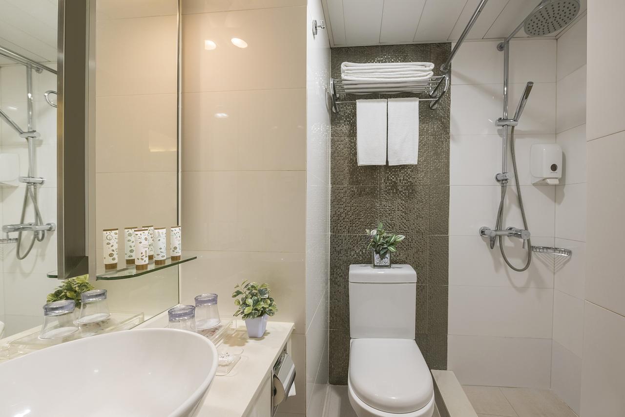 Silka Seaview Hotel