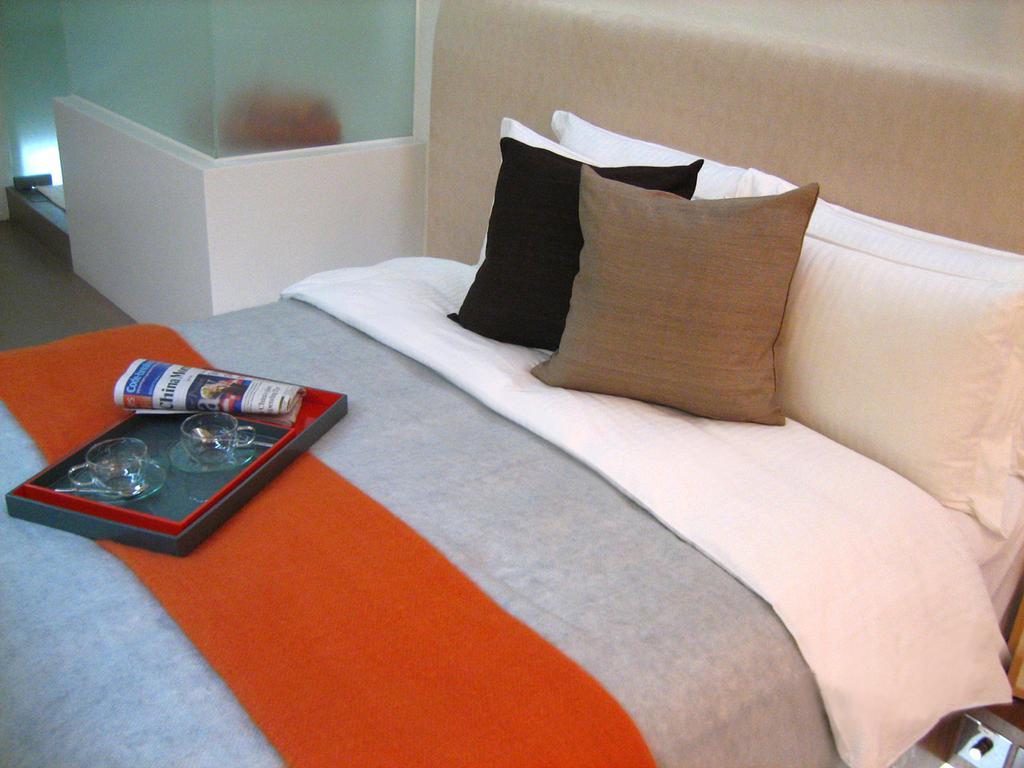 V Wanchai Aparthotel