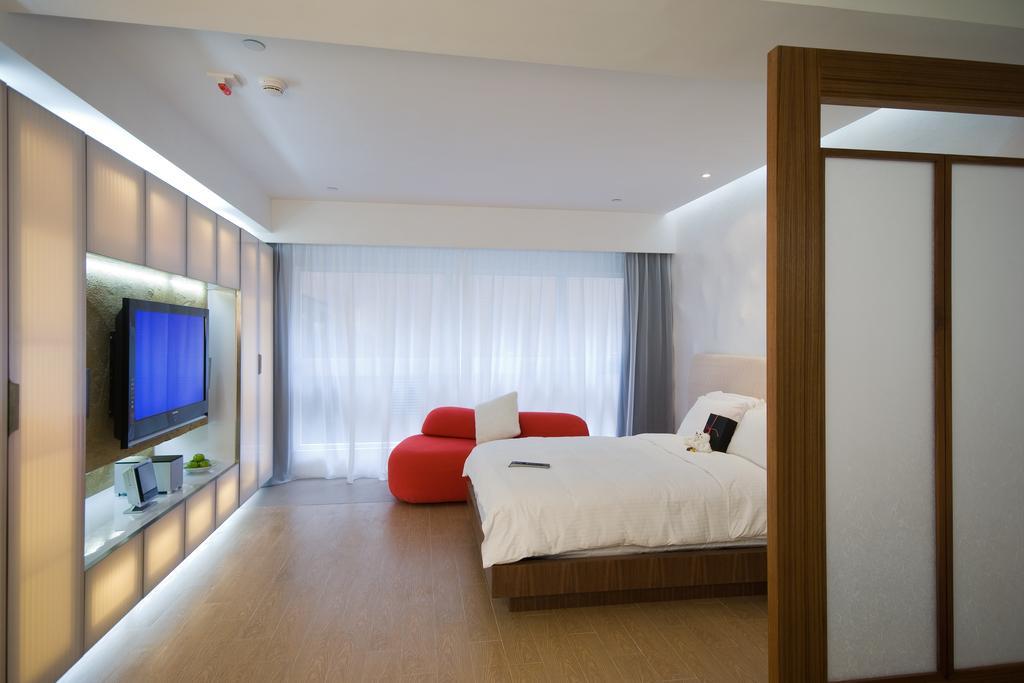 V Wanchai 4*