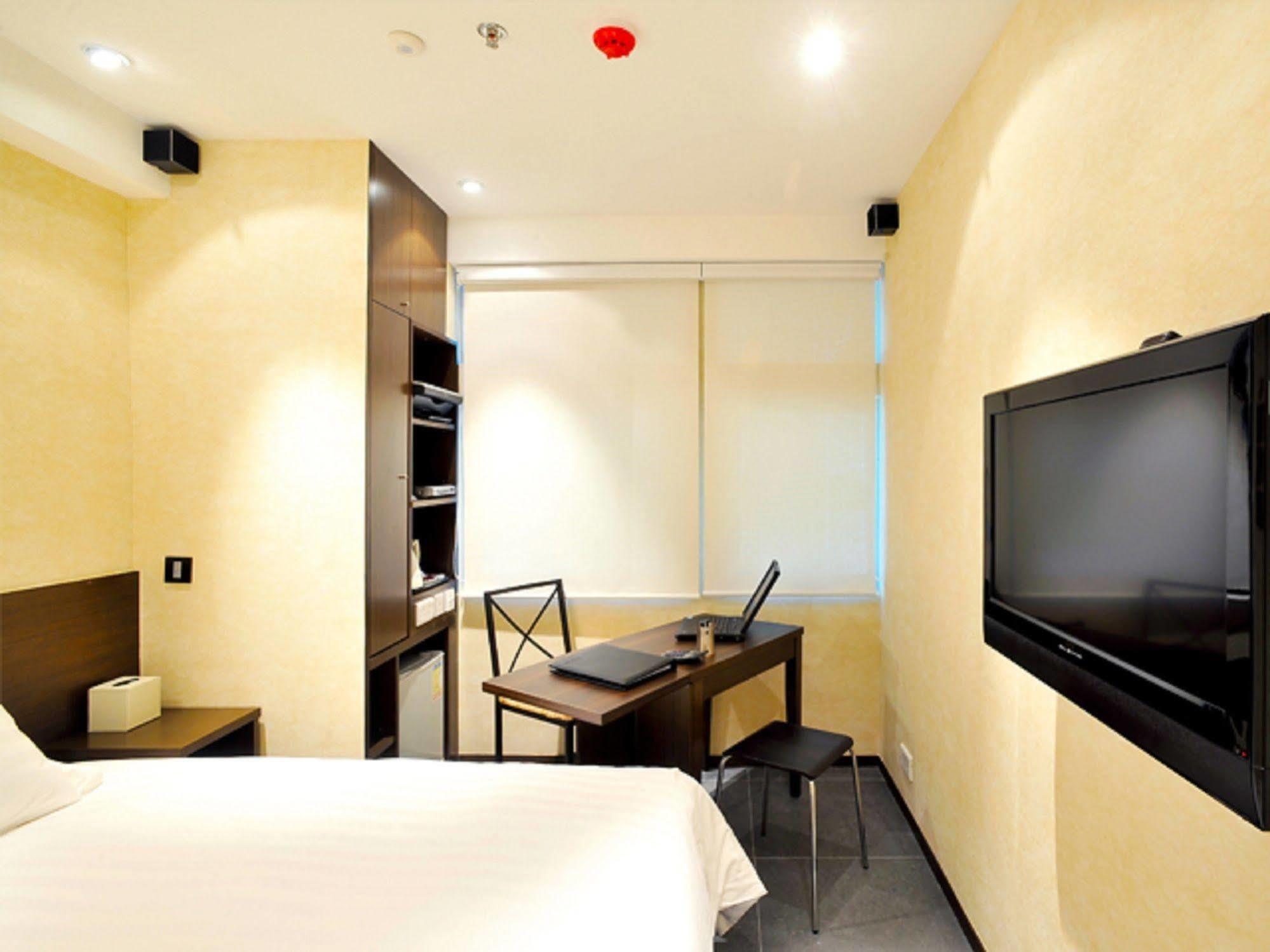Mingle With The Star 3* Hong Kong