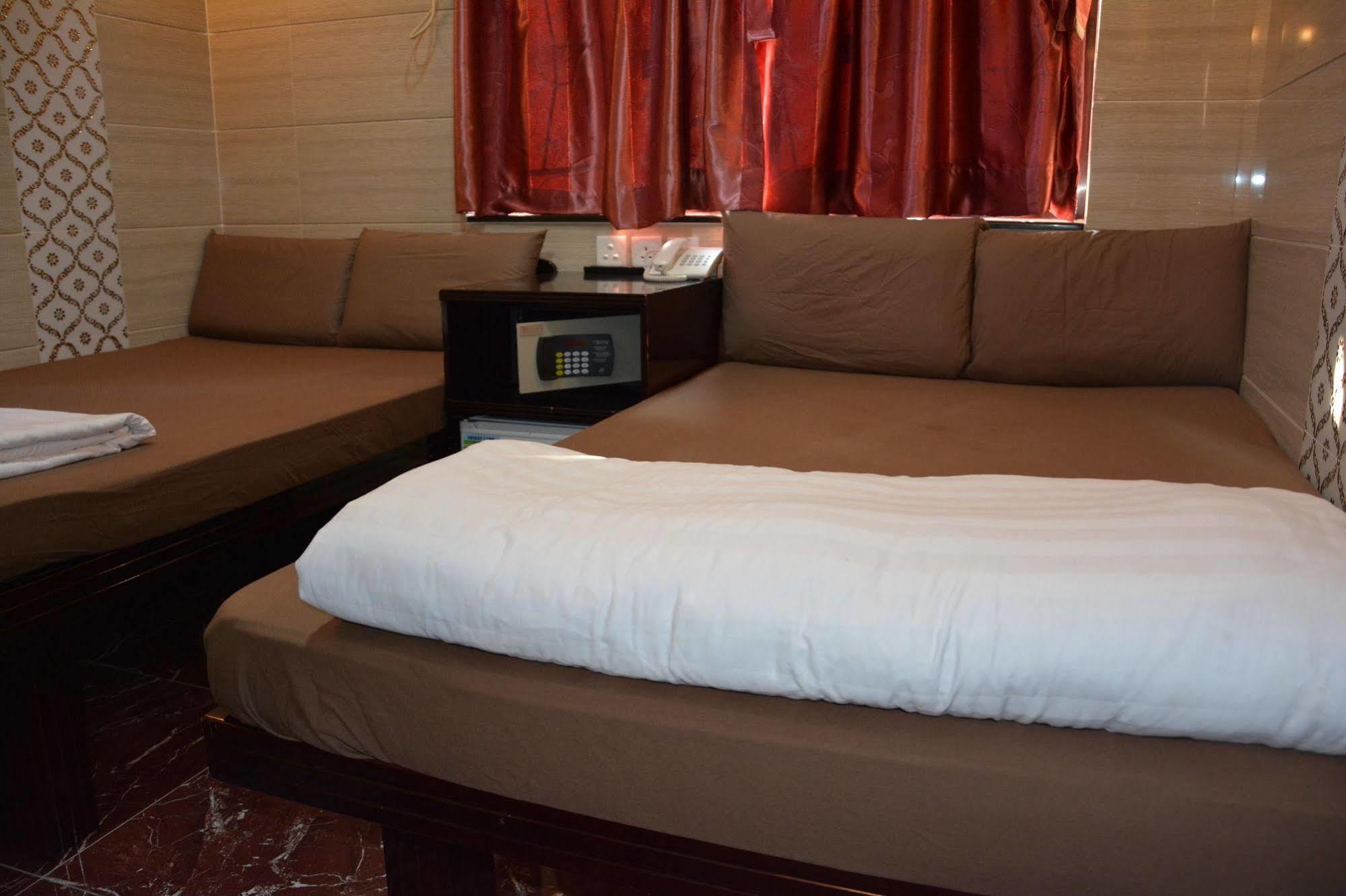 Guest house Everest Base Camp *
