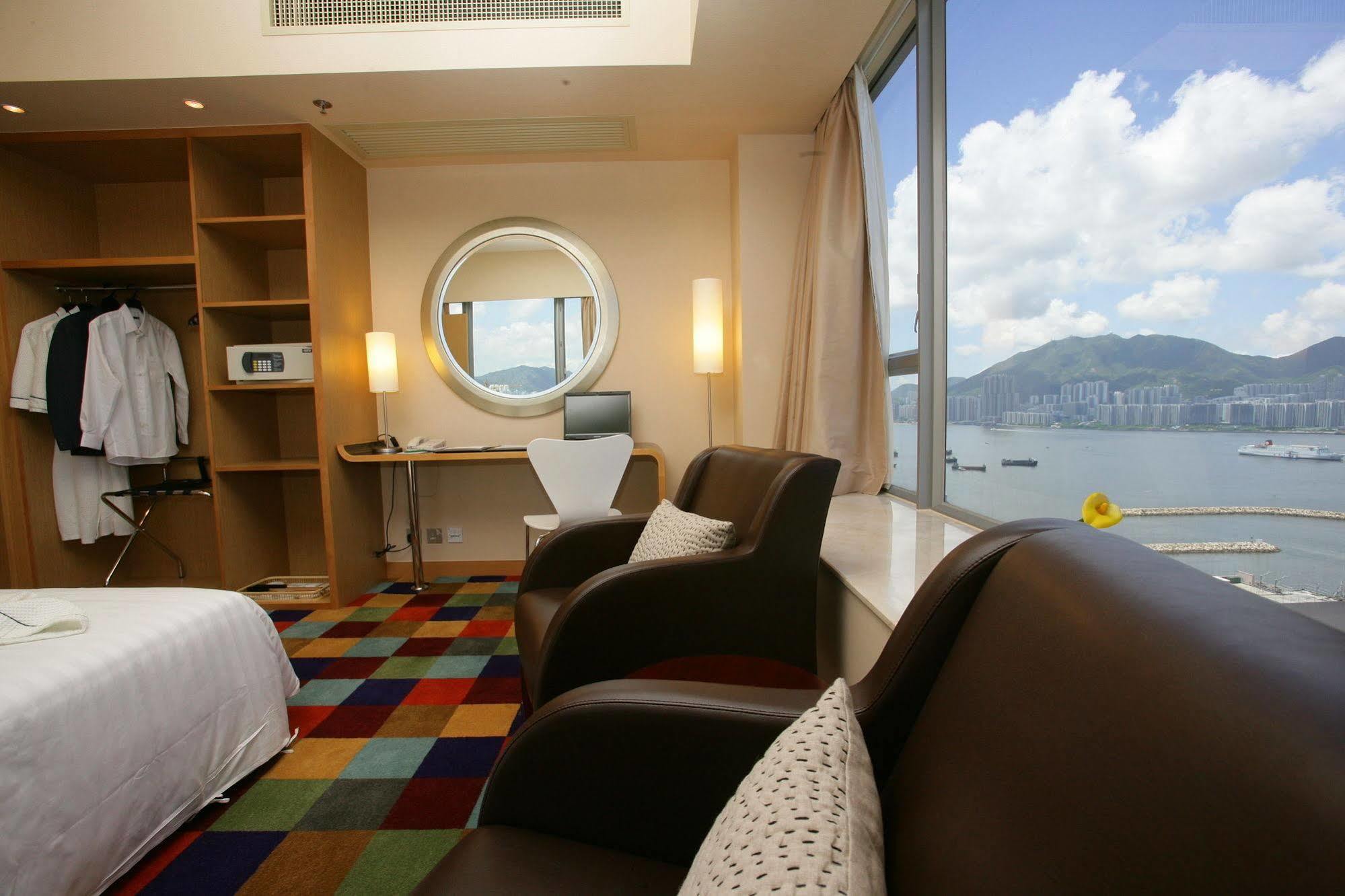 Cozi Harbour View Hotel 4*