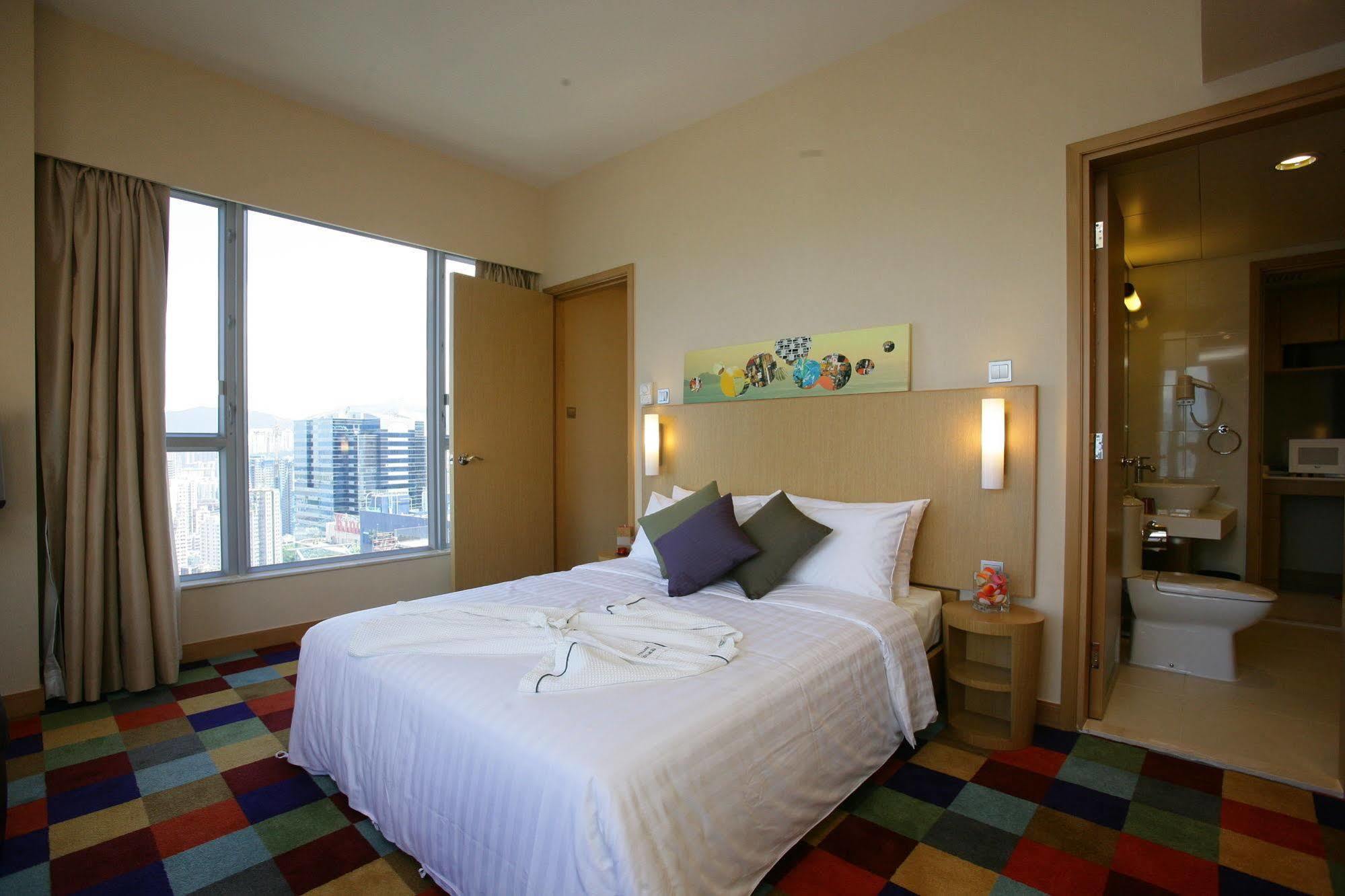 Cozi Harbour View Hotel