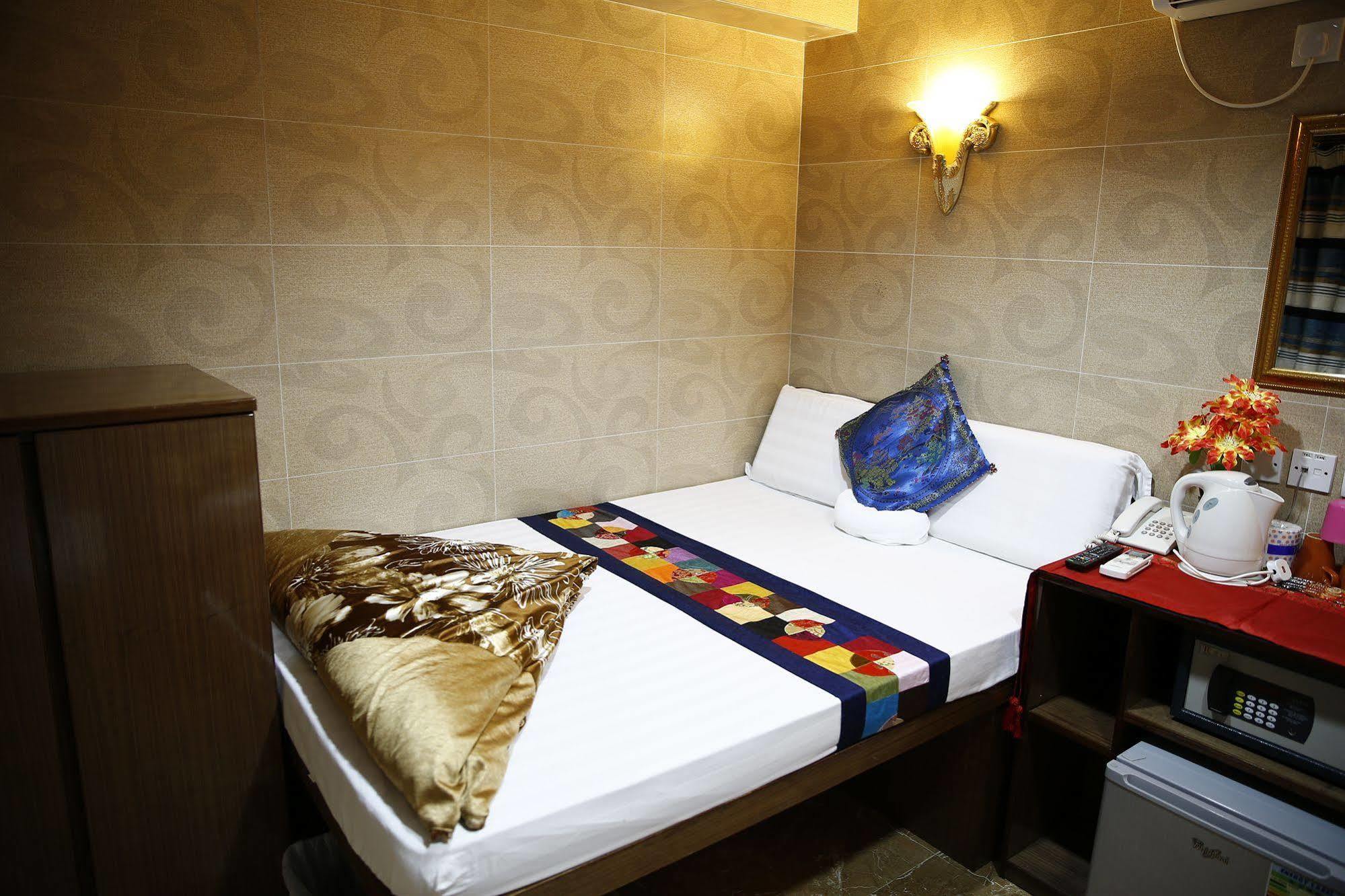 Sandhu Guest house 2*