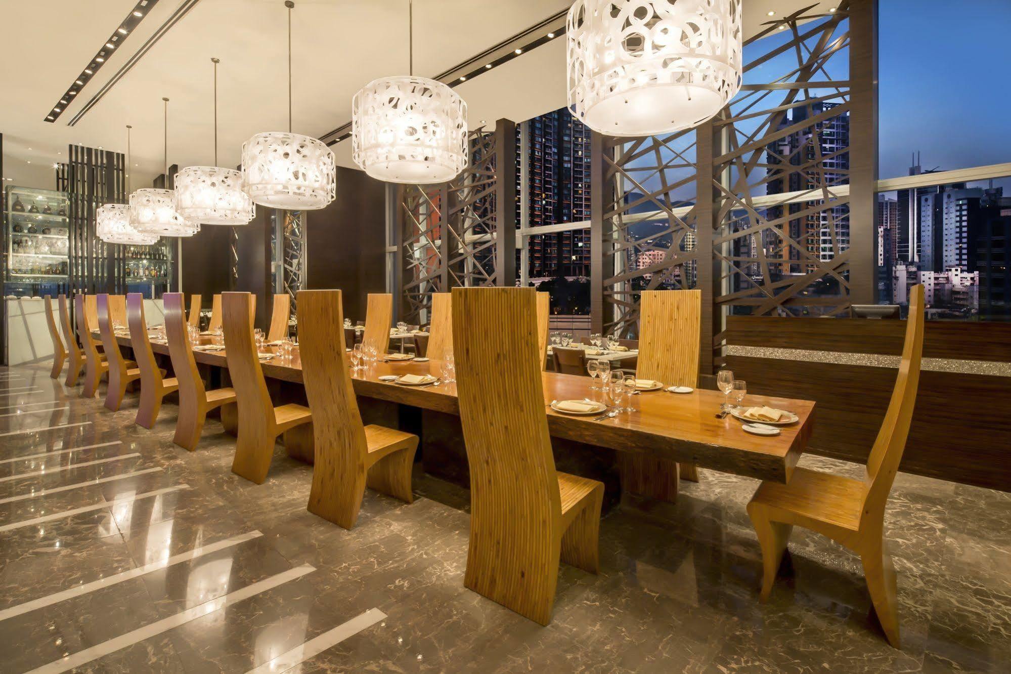 Hotel Nina Tsuen Wan West 5*