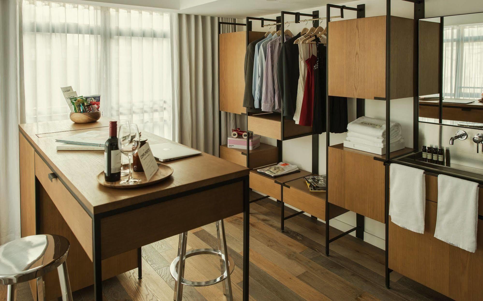 Hotel Hmlet Austin Avenue 4*
