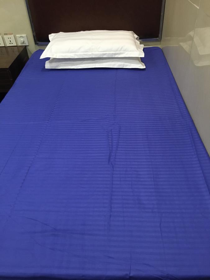 Guest house Kowloon Youth Village Tsim Sha Tsui 九龙青年公寓 *