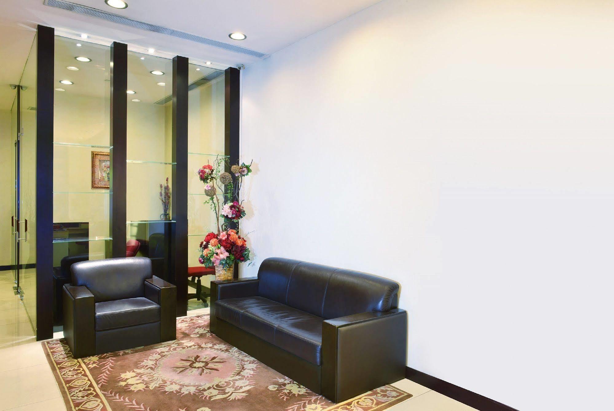 Walden Hotel 3*