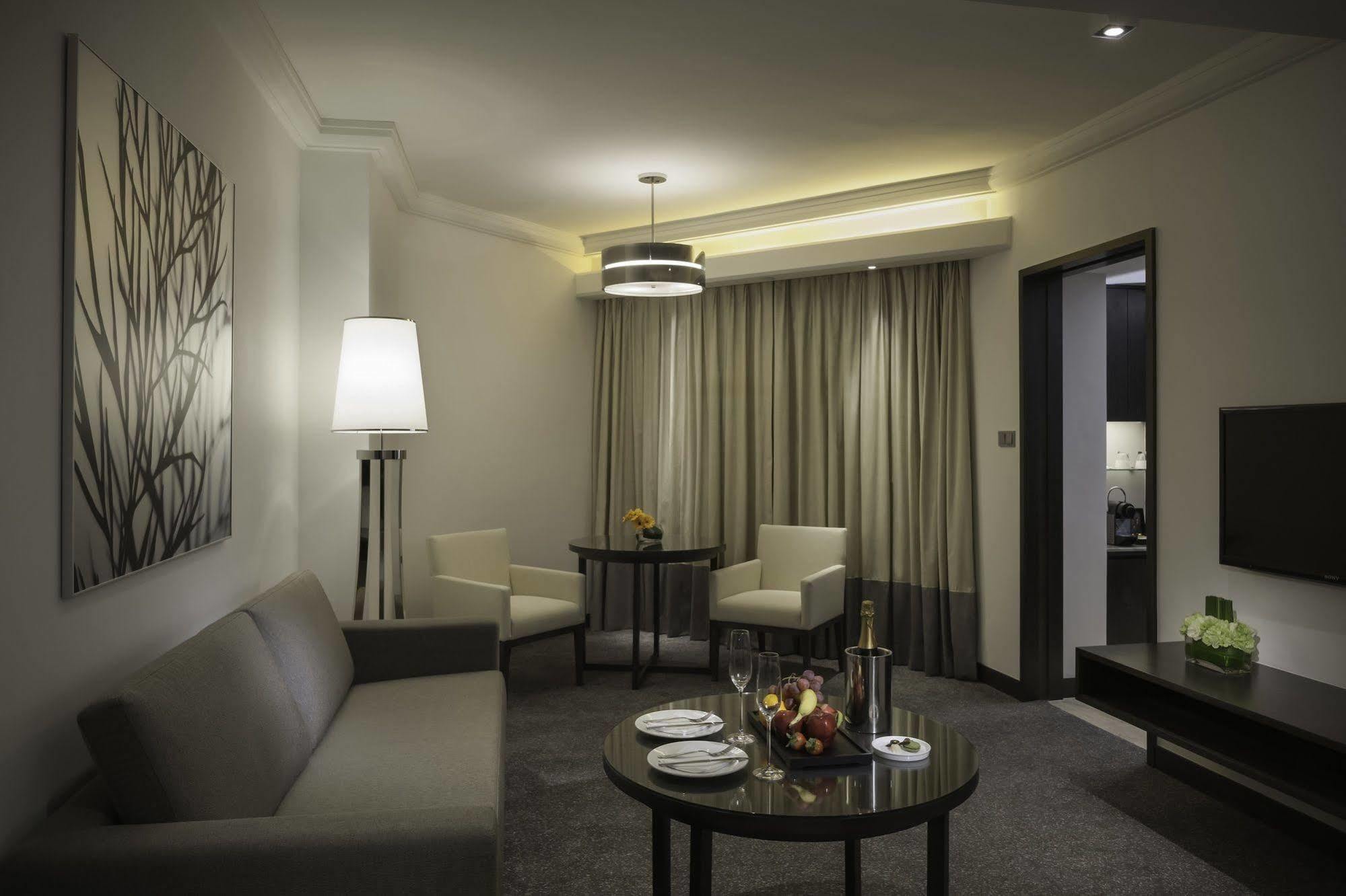 Hotel Gateway Hotel, Marco Polo 4*