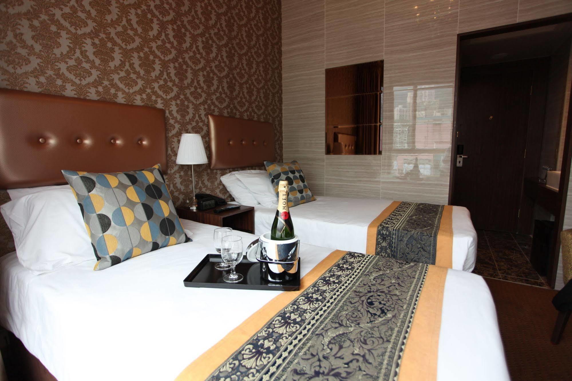 Grand Hotel Hong Kong